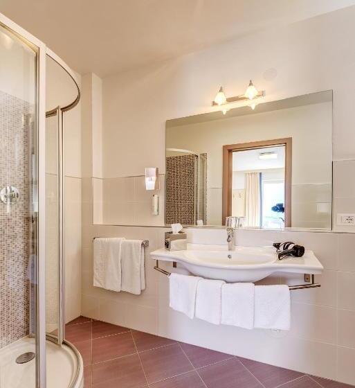 Номер Стандарт с Балконом, Apartmenthotel Ritterhof Suites & Breakfast