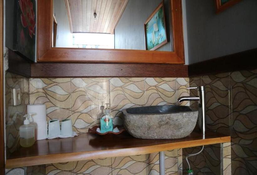 디럭스 룸, Putu Guest House Pemuteran