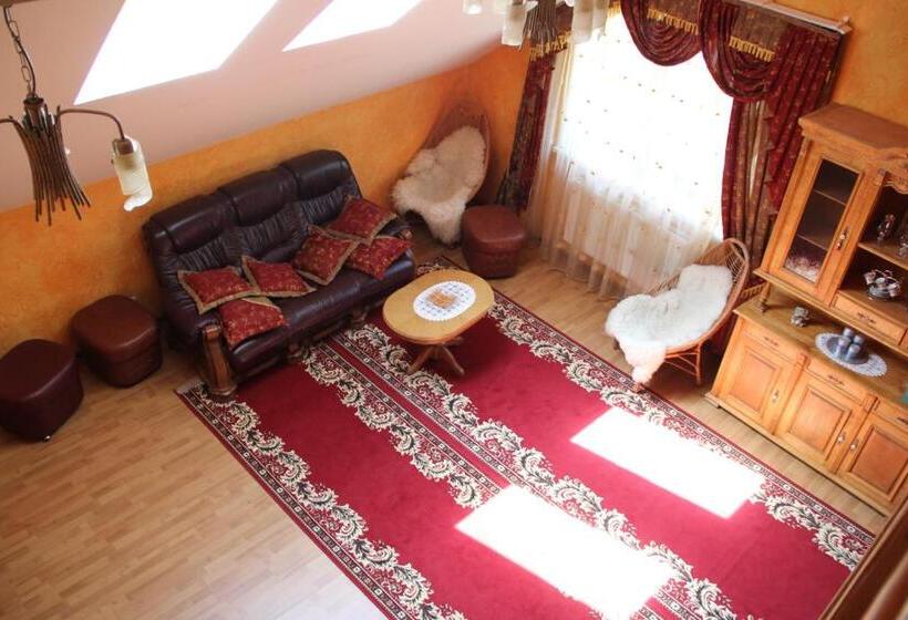 Люкс Дюплекс, готель мараморош