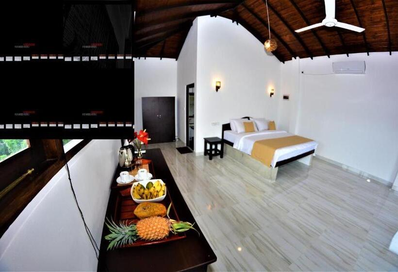 Номер Стандарт Вид на Озеро, Ashansa Lagoon Resort