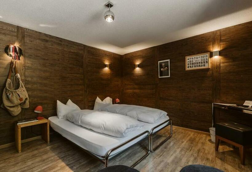 家庭间, Landgasthof Und Seminarhotel Lueg