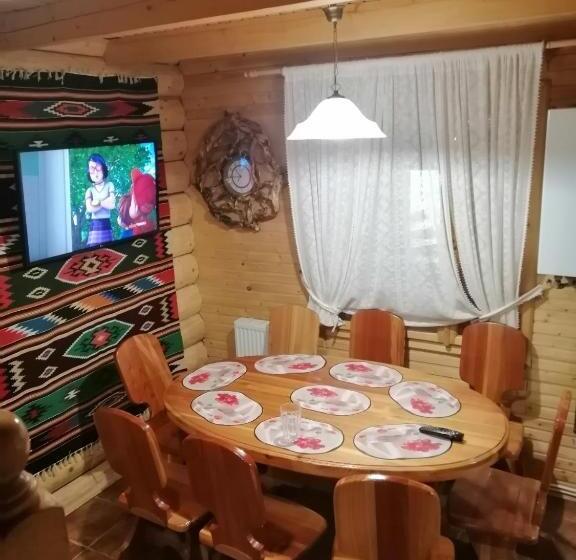 Quarto Triplo Estandar, Stara Khata карпати