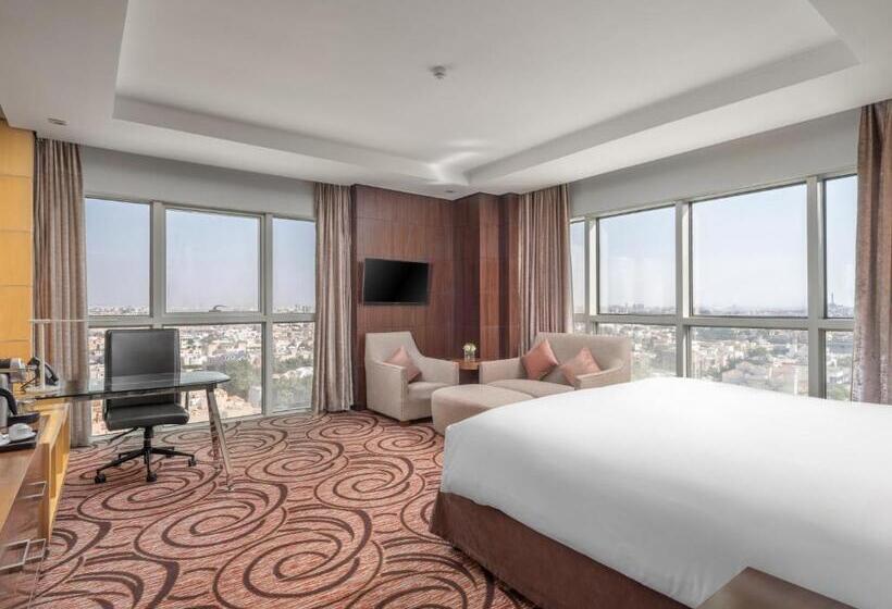 Номер Deluxe Кровать Кинг Вид на Город, The Venue Jeddah Corniche