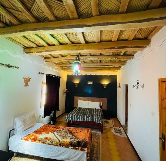 Standard Quadruple Room, Hiking Nomads Guesthouse