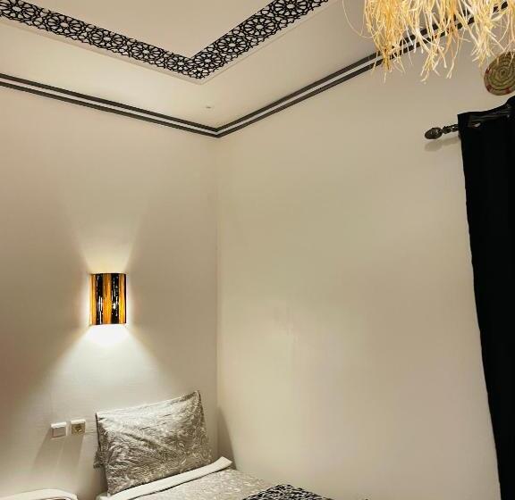Superior Triple Room, Hiking Nomads Guesthouse