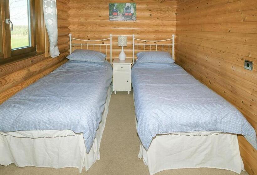 Дом 2 Спальни, Laxfield Lodges