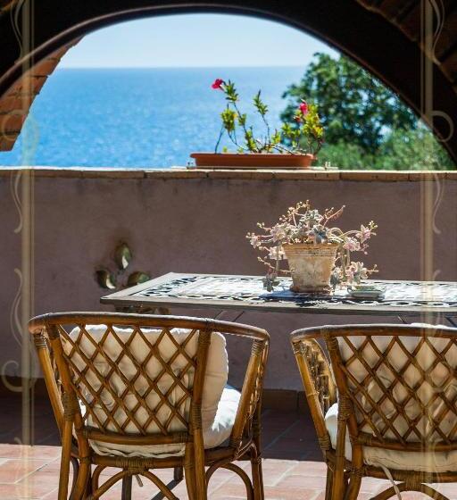 Номер Стандарт Вид на Море, B&b La Torretta