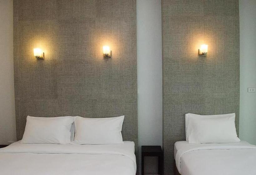 חדר סטנדרט לשלושה, Ban Krut Resort