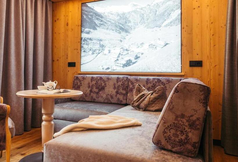 Люкс, Neuhintertux