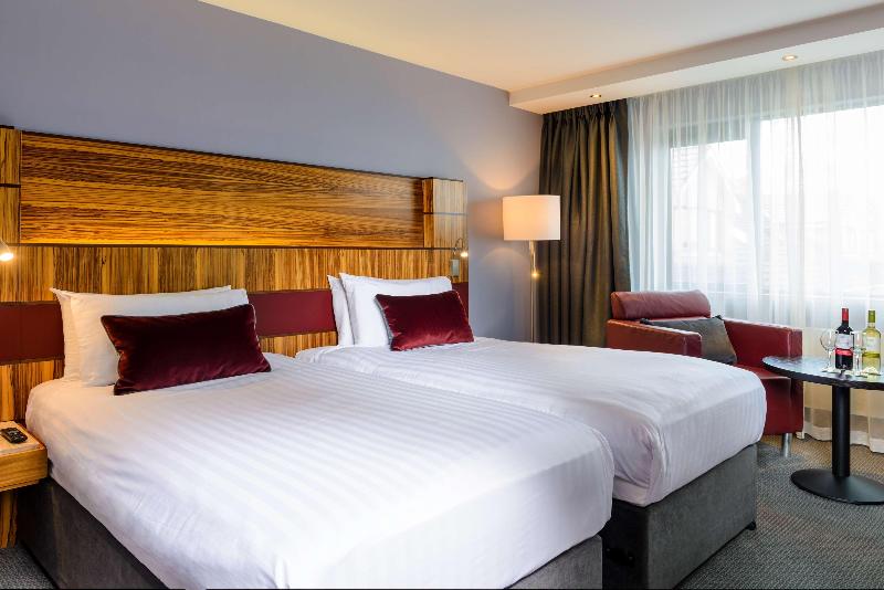Номер Стандарт, Radisson Blu Hotel, Athlone