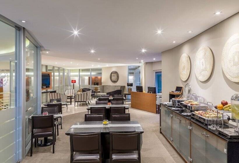 Номер Клуб, Sheraton Asuncion