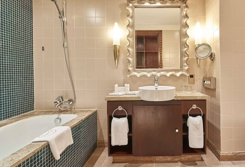 آپارتمان 3 خوابه, The Diplomat Radisson Blu Hotel Residence & Spa