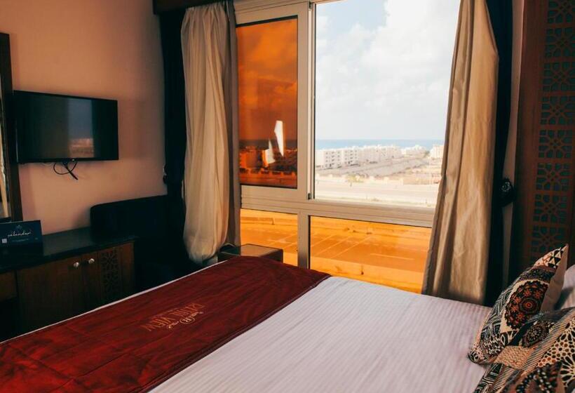 اتاق استاندارد با چشم‌انداز شهر, Retal View North Coast Aqua Park