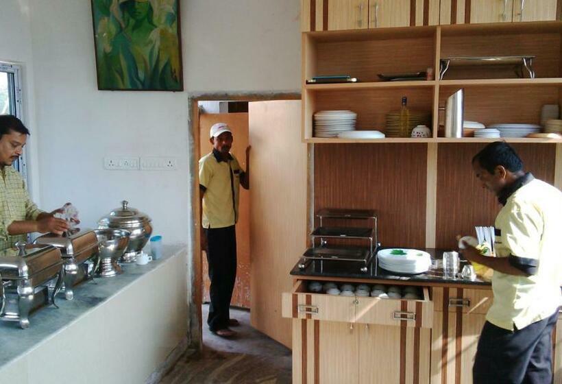 Номер Deluxe, Royal Sundarban Wild Resort