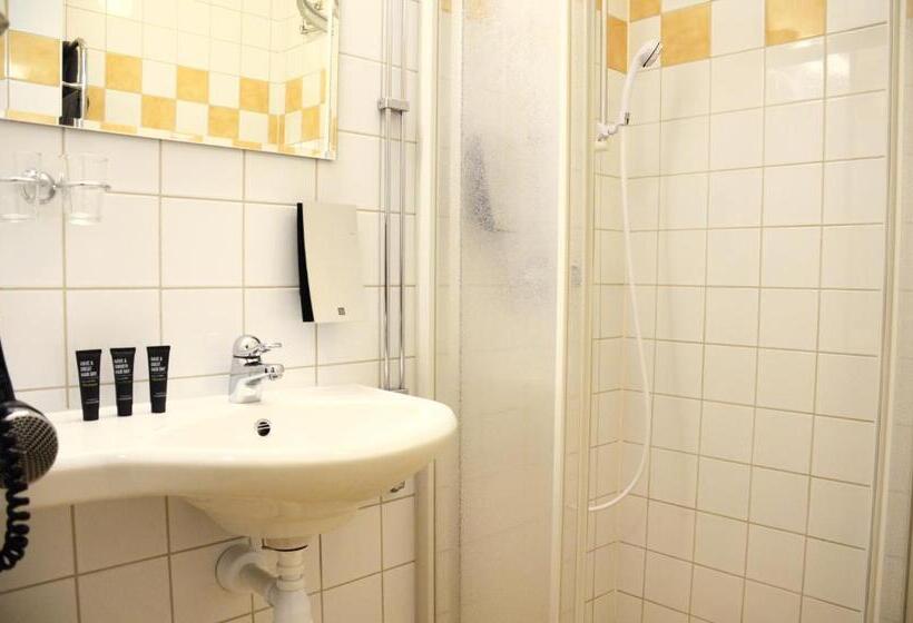 Номер Стандарт Индивидуальный, Clarion Collection Hotel Etage