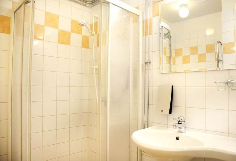 Номер Deluxe, Clarion Collection Hotel Etage