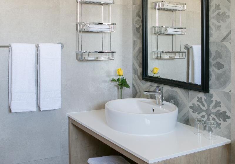 Classic Room, Do Chiado