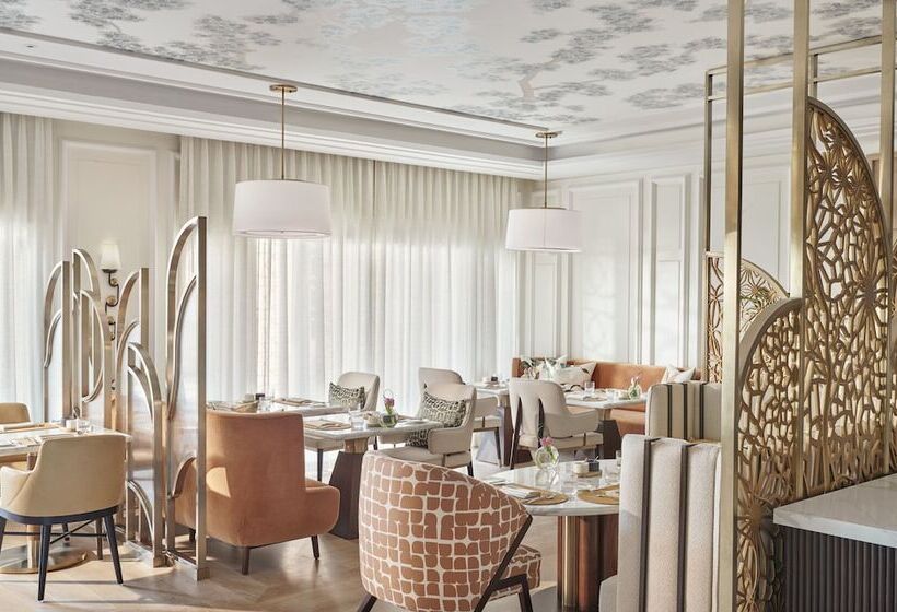 Королевский Люкс, Emirates Palace Mandarin Oriental, Abu Dhabi