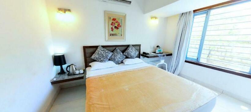 디럭스 룸, Hummingbird Resort