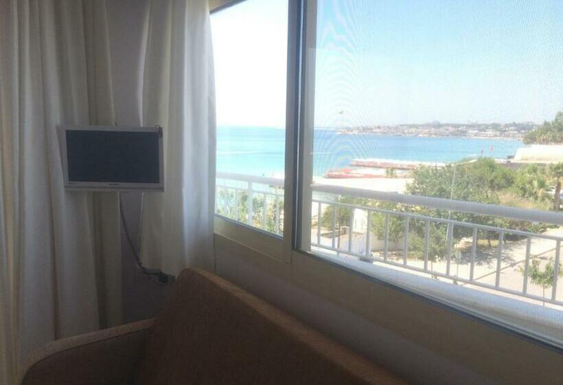 آپارتمان 1 خوابه با چشم‌انداز دریا, Holiday Apart 50 Meters To Beach, Sea View Apartments