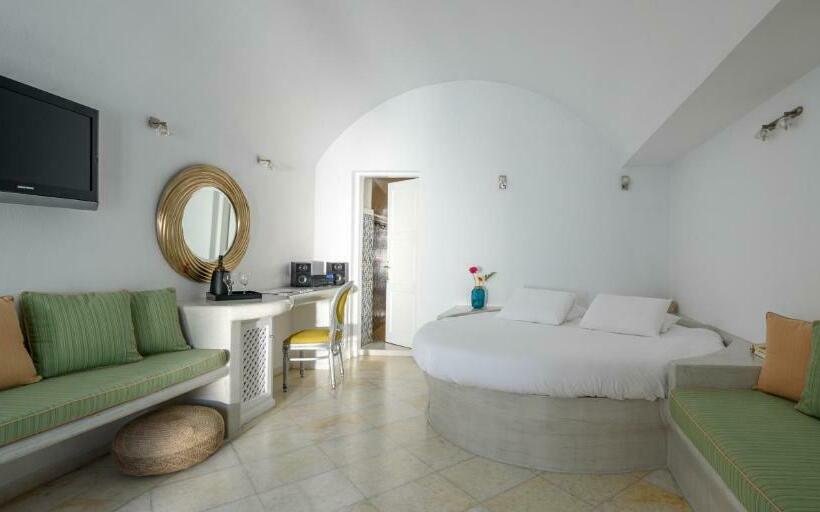 小型套房, Pegasus Suites & Spa