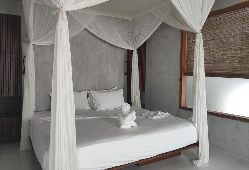 اتاق لوکس با بالکن, Zin Canggu Resort & Villas