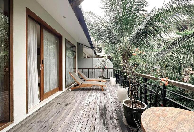 اتاق لوکس با بالکن, Zin Canggu Resort & Villas