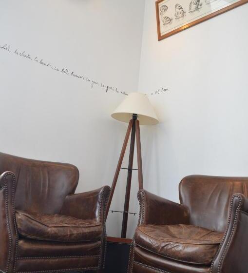1 Szobás Apartman, Le Môle