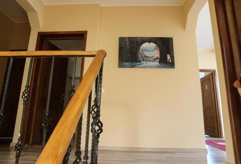 اتاق استاندارد, Cosbuc Residence & Villa