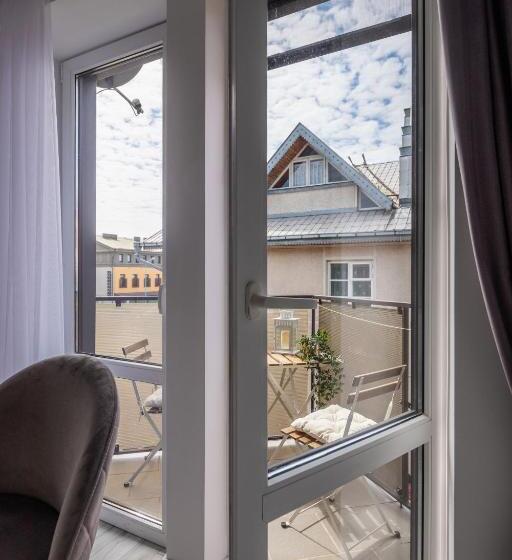 آپارتمان 2 خوابه, Gerika Guest House