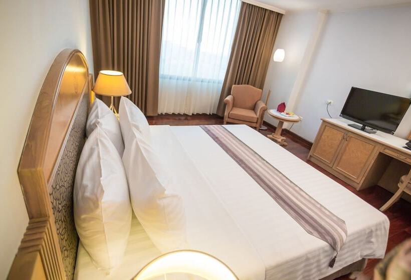 اتاق لوکس, Grand Tower Inn Rama 6   Sha Extra Plus