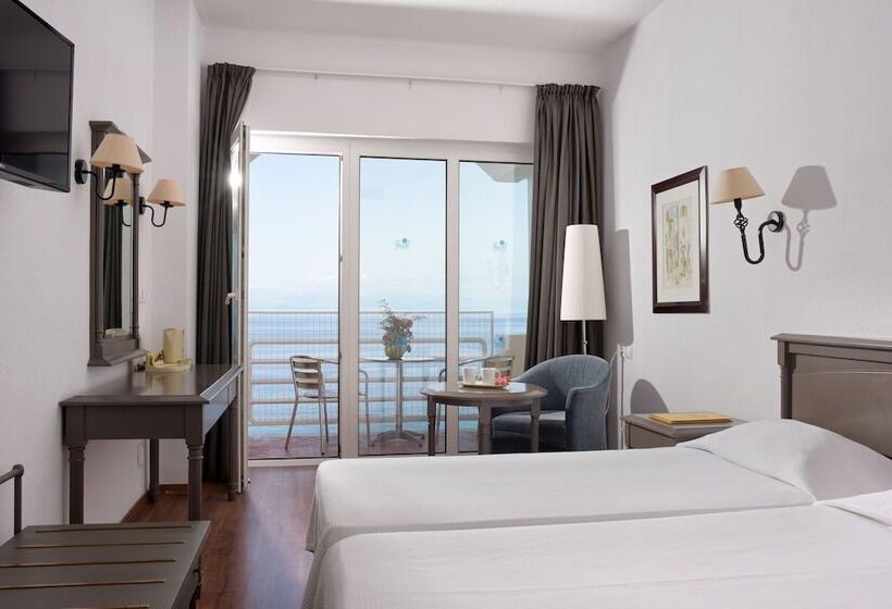 Camera Familiare Vista Mare, Louis Ionian Sun