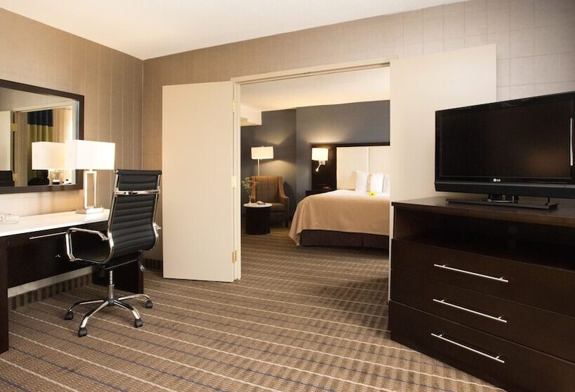 סוויטה, Holiday Inn & Suites Mississauga West   Meadowvale, An Ihg