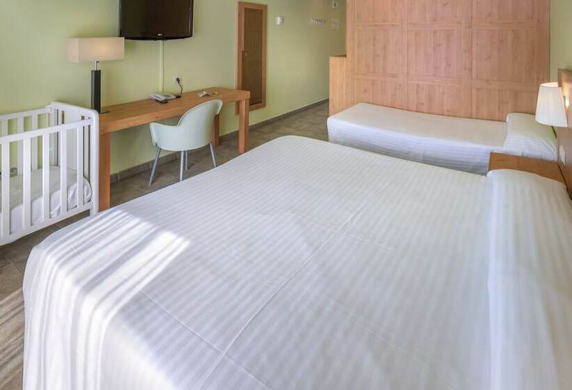 스탠다드 트리플 룸, Vilar Rural De Sant Hilari Sacalm By Serhs Hotels