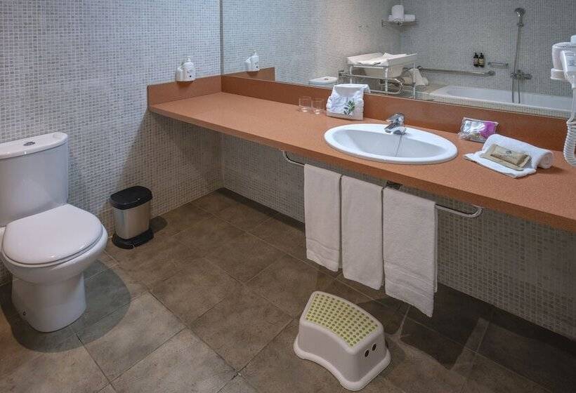 스탠다드 트리플 룸, Vilar Rural De Sant Hilari Sacalm By Serhs Hotels