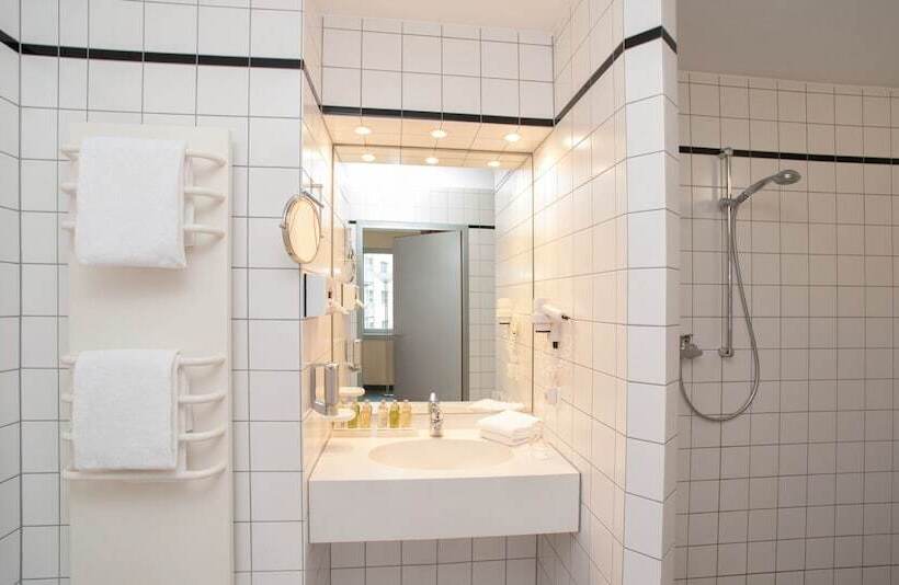 اتاق لوکس, Victor S Residenz Hotel Berlin Tegel