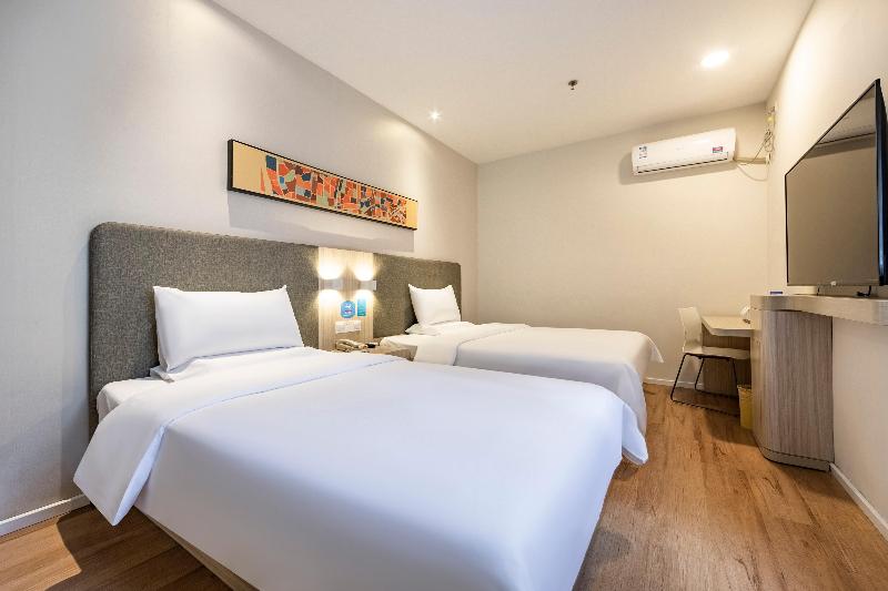 Номер Стандарт Адаптированный для Инвалидов, Woodspring Suites Doral Miami Airport