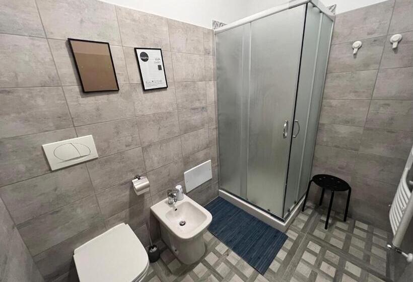 غرفة قياسية رباعية, Hostel Turin Metro Young