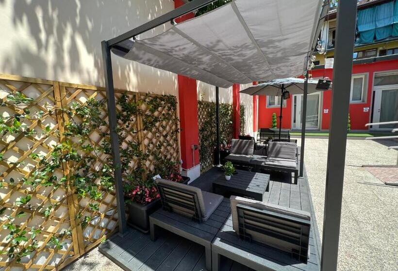 غرفة قياسية رباعية حمام مشترك, Hostel Turin Metro Young