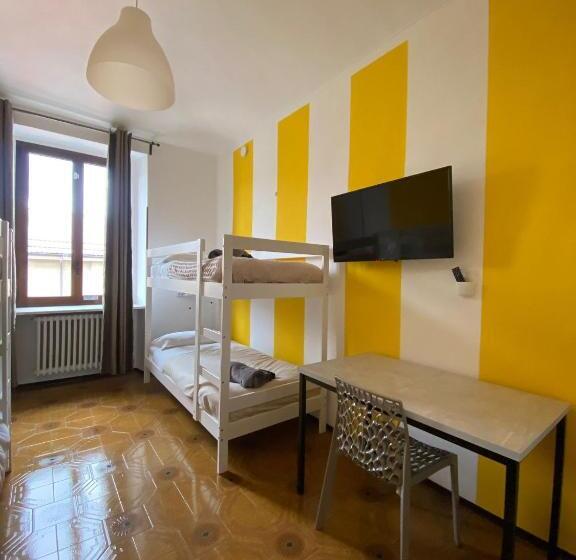غرفة قياسية رباعية حمام مشترك, Hostel Turin Metro Young
