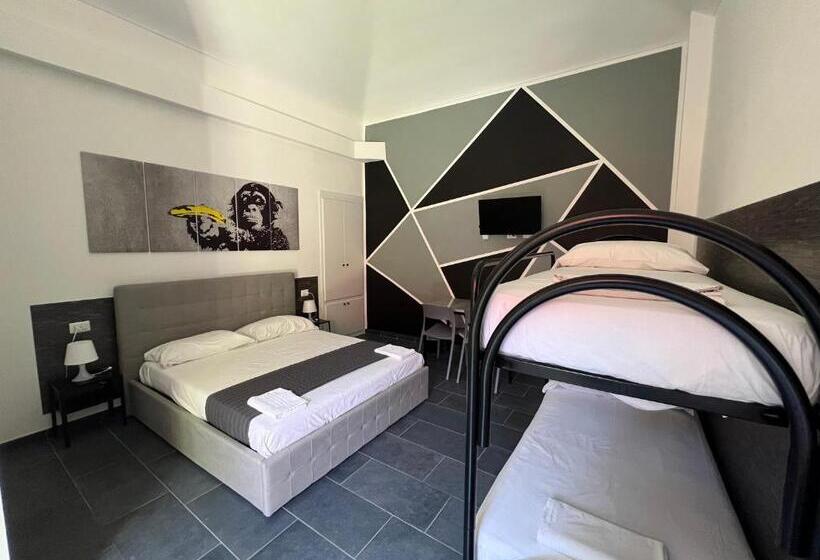 غرفة قياسية رباعية, Hostel Turin Metro Young