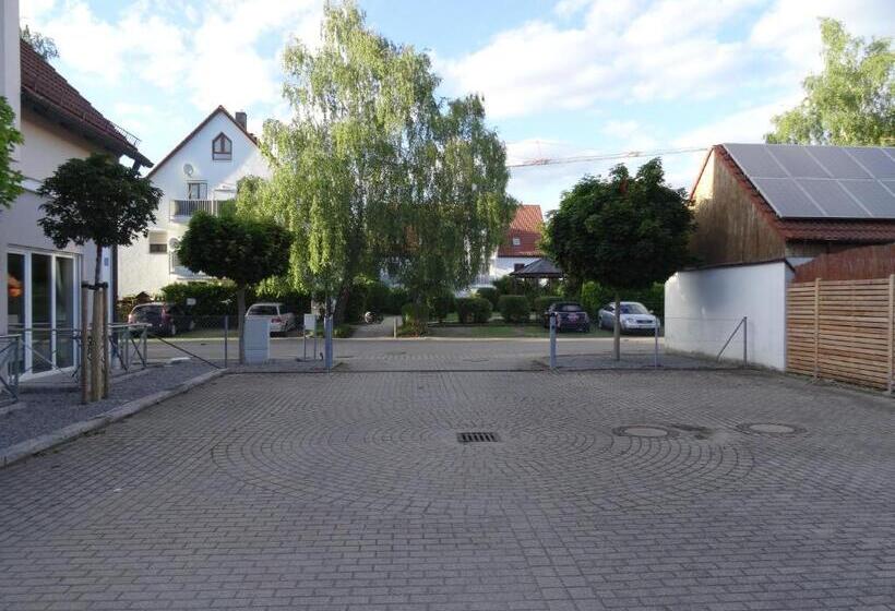 Семейный Номер, Airport Park Hotel Muc