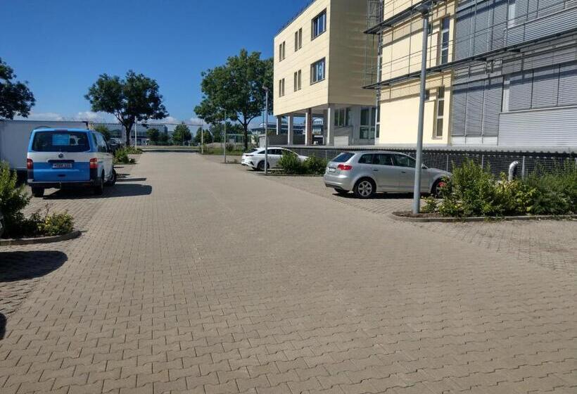 Семейный Номер, Airport Park Hotel Muc