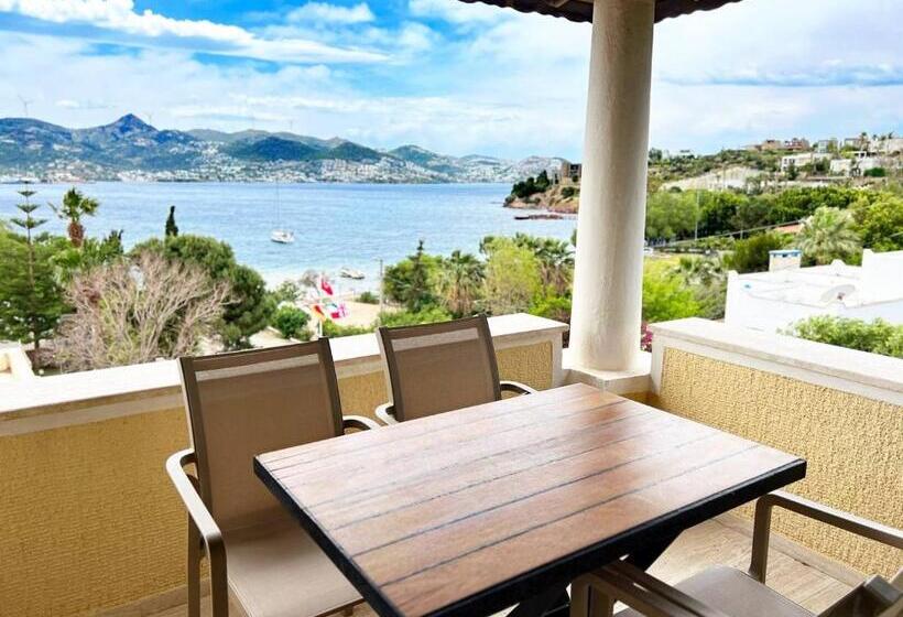 اتاق خانوادگی با چشم‌انداز دریا, Farrys Boutique Hotel & Beach Club   Yalıkavak