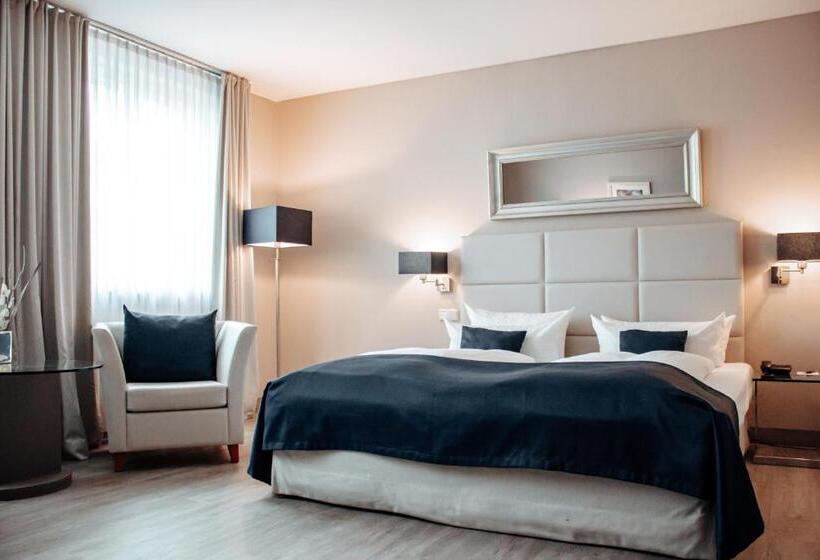 Quarto Classe Business, Clostermanns Hof