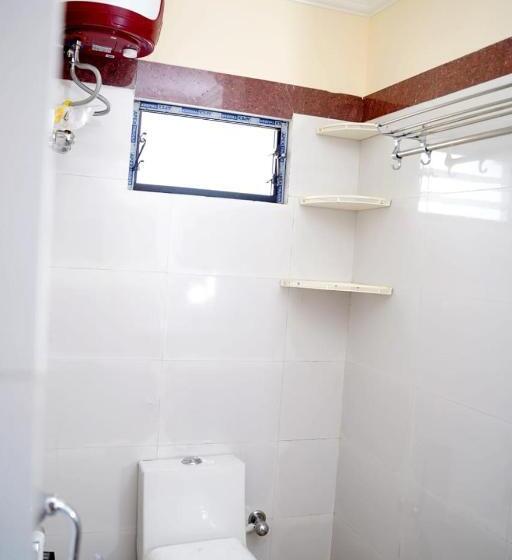 Quarto Quádruplo Estandar, Royal Sunview