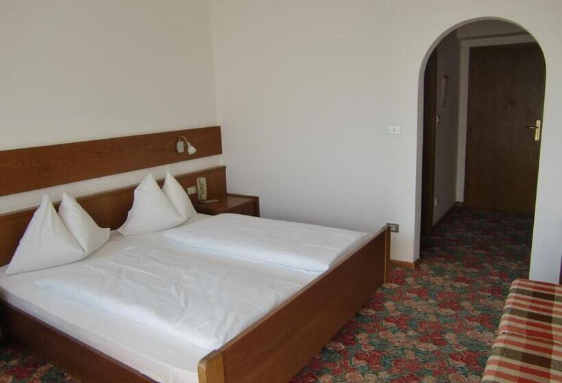 Номер Стандарт с Балконом, Pension Lahn