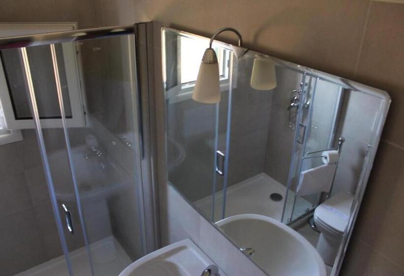 Номер Стандарт Трехместный, Villa Pedaci B&b
