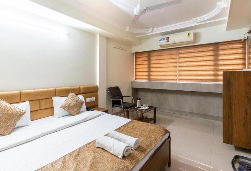 Номер Deluxe, Sanmati