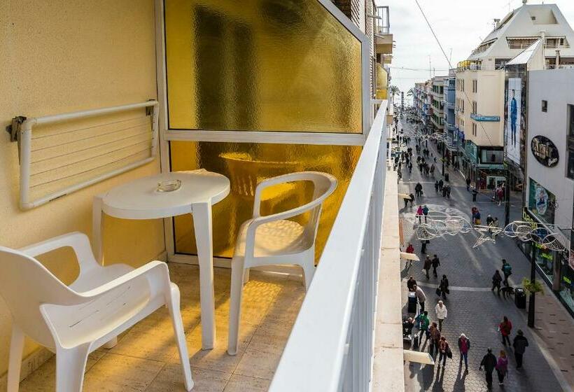 침실 2개 아파트, Apartamentos Avenida